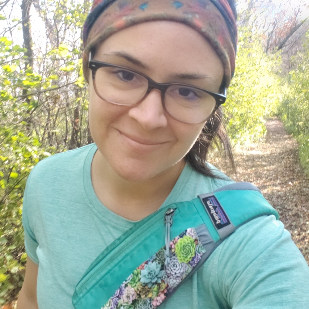 Meet your Posher, Cassandra